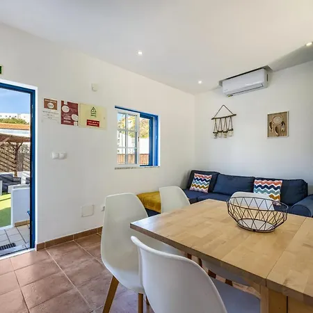 Ferienhaus House