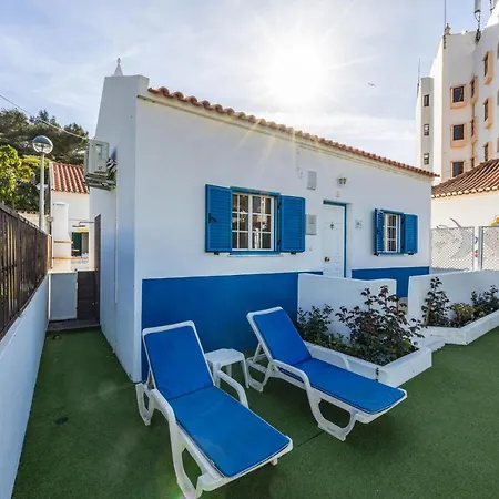 House * Salema